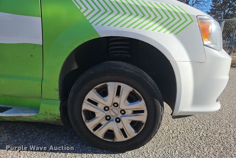 image for item DV0187 2019 Dodge Grand Caravan handicap accessible van