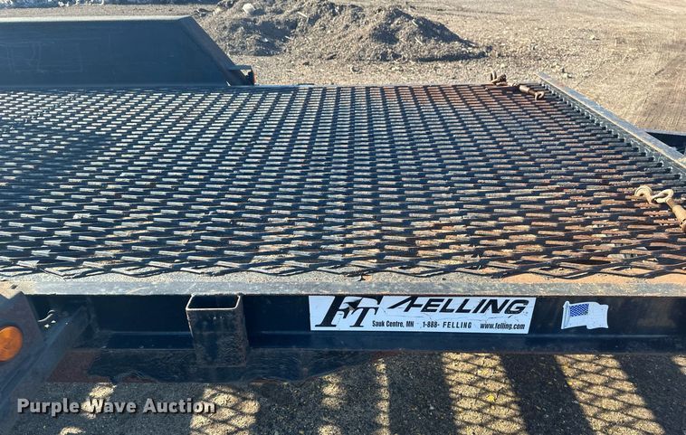 image for item DV0682 2006 Felling  equipment trailer