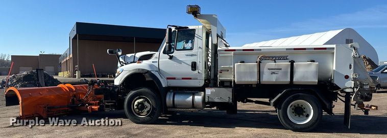 image for item DV0683 2012 International  7400SBA dump truck