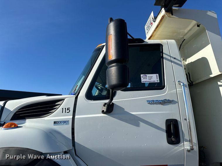 image for item DV0683 2012 International  7400SBA dump truck