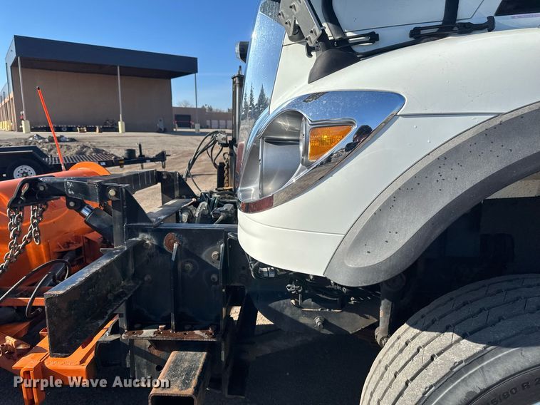 image for item DV0683 2012 International  7400SBA dump truck