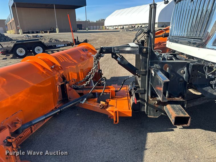 image for item DV0683 2012 International  7400SBA dump truck