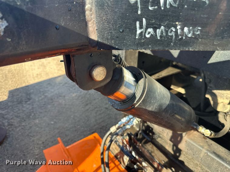 image for item DV0683 2012 International  7400SBA dump truck