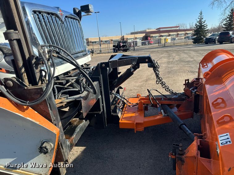 image for item DV0683 2012 International  7400SBA dump truck