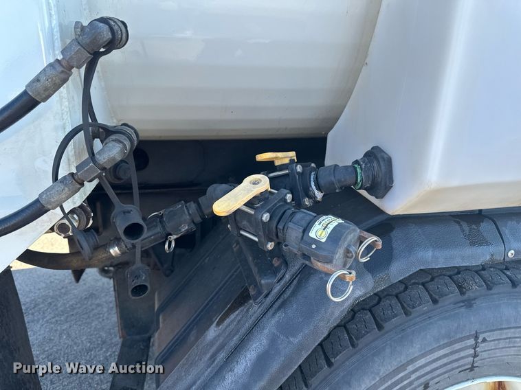 image for item DV0683 2012 International  7400SBA dump truck