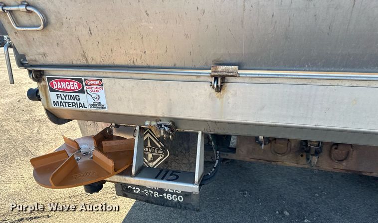 image for item DV0683 2012 International  7400SBA dump truck