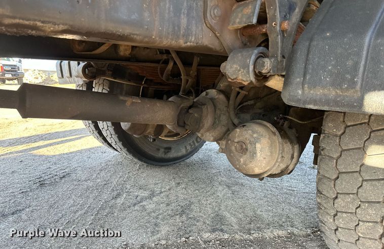 image for item DV0683 2012 International  7400SBA dump truck