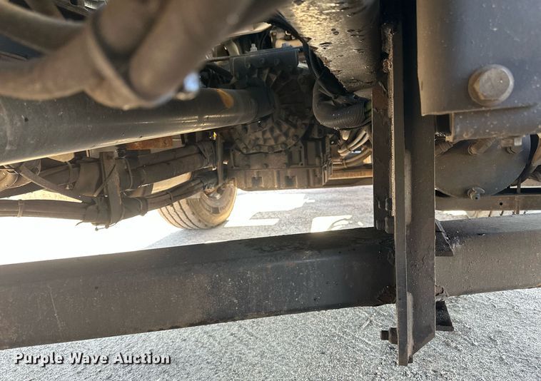 image for item DV0683 2012 International  7400SBA dump truck