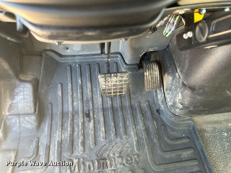 image for item DV0683 2012 International  7400SBA dump truck