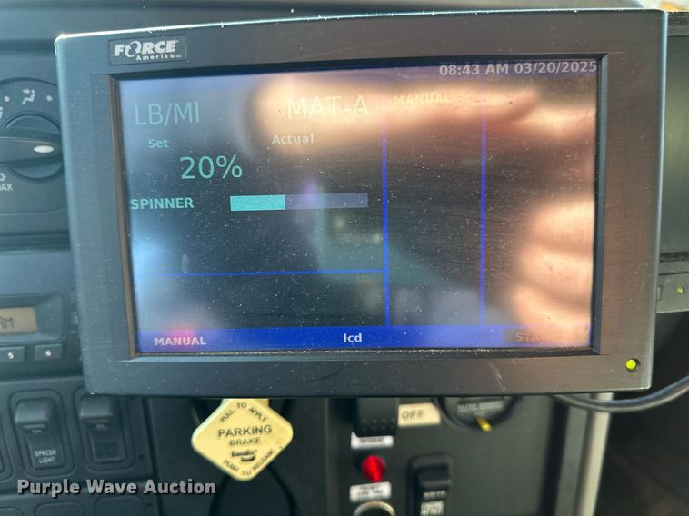 image for item DV0683 2012 International  7400SBA dump truck