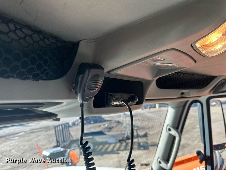 image for item DV0683 2012 International  7400SBA dump truck