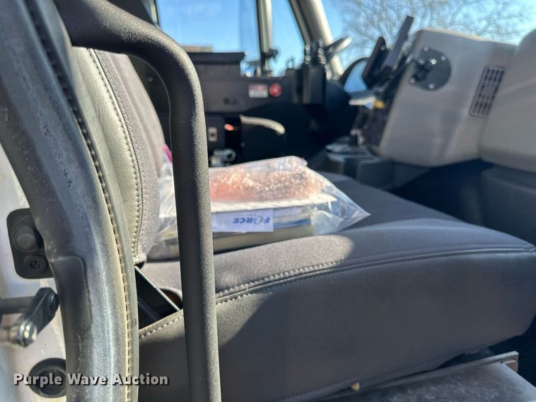 image for item DV0683 2012 International  7400SBA dump truck