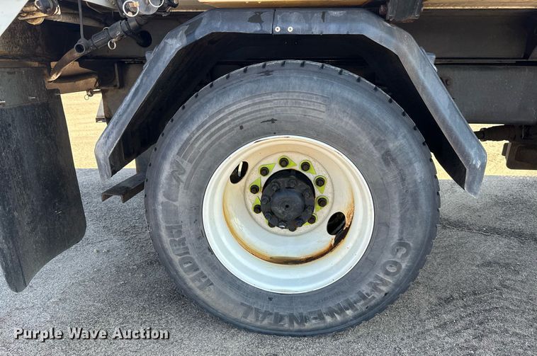 image for item DV0683 2012 International  7400SBA dump truck