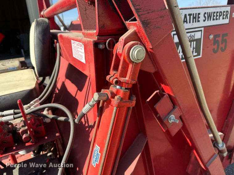 image for item DV0685 Olathe  48HL sweeper