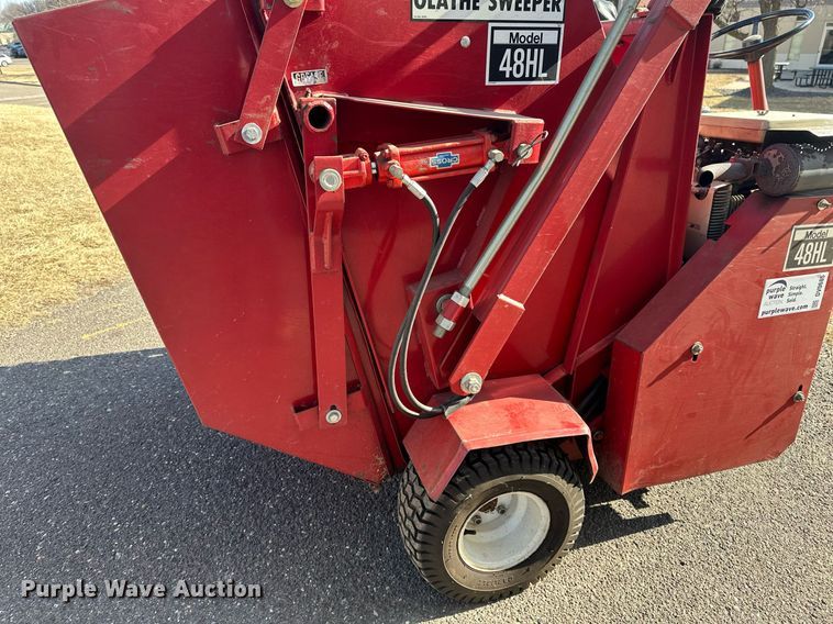 image for item DV0685 Olathe  48HL sweeper