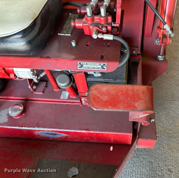 image for item DV0685 Olathe  48HL sweeper