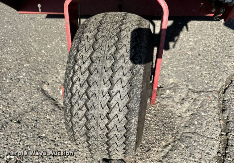 image for item DV0685 Olathe  48HL sweeper