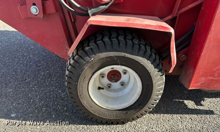 image for item DV0685 Olathe  48HL sweeper