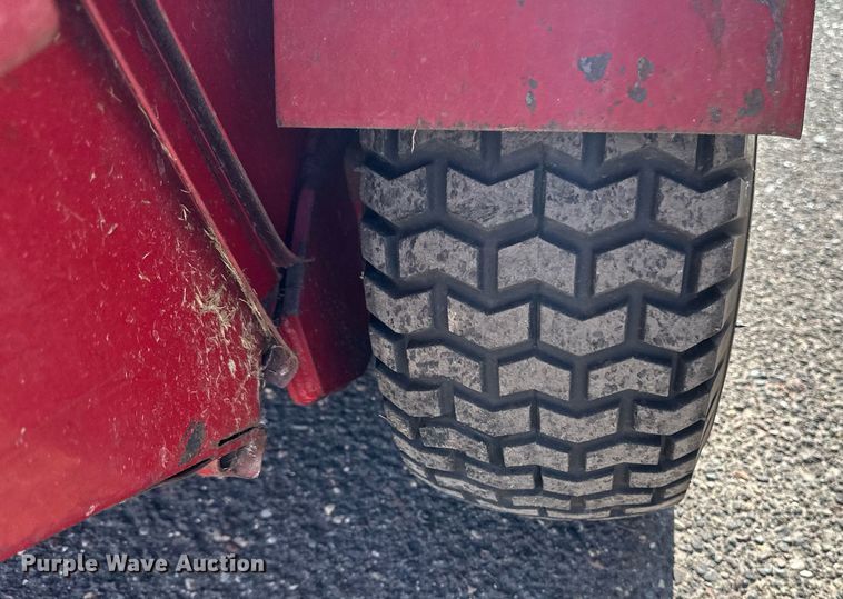 image for item DV0685 Olathe  48HL sweeper