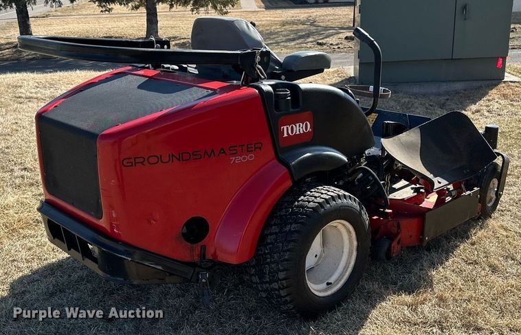image for item DV0686 Toro Groundsmaster 7200 ZTR lawn mower