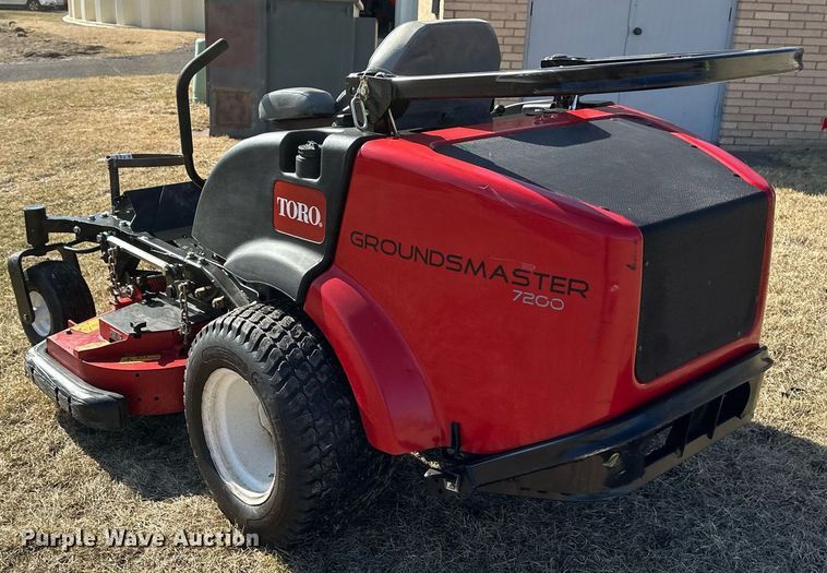 image for item DV0686 Toro Groundsmaster 7200 ZTR lawn mower