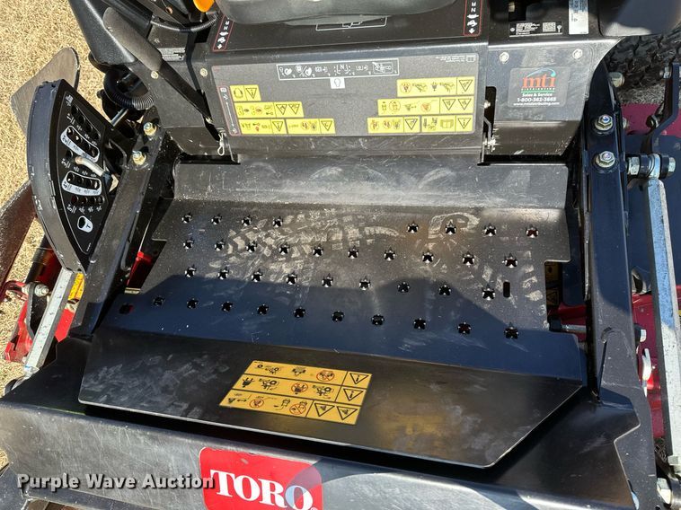 image for item DV0686 Toro Groundsmaster 7200 ZTR lawn mower