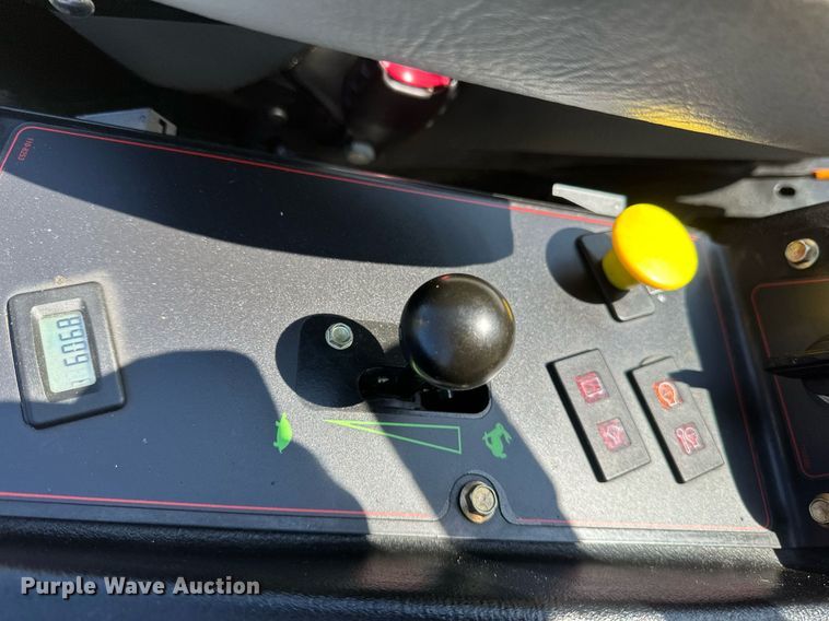 image for item DV0687 Toro Groundsmaster 7200 ZTR lawn mower