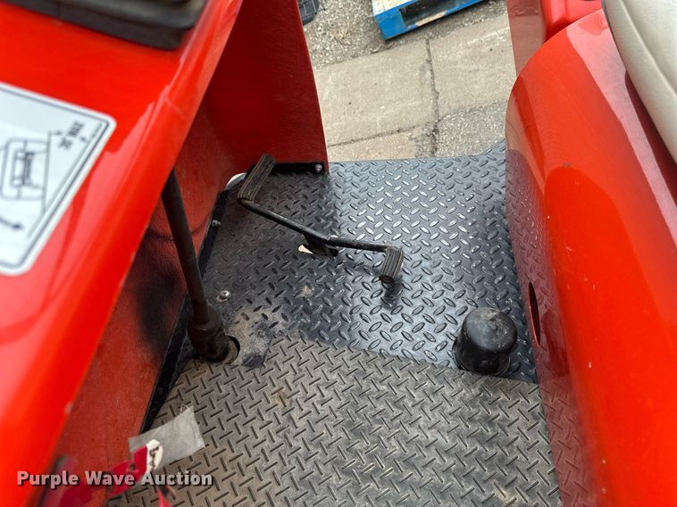 image for item DV0689 2002 Smithco  Sweep Star 60 sweeper