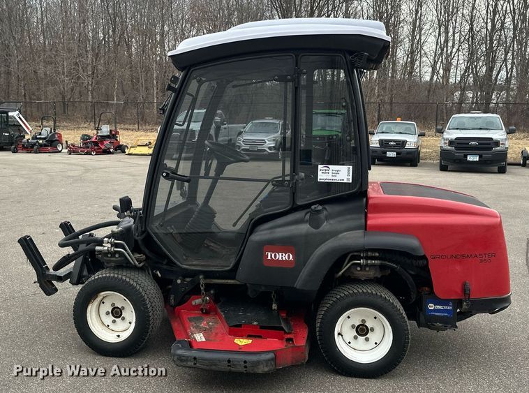 image for item DV0690 Toro Groundsmaster 360 lawn mower