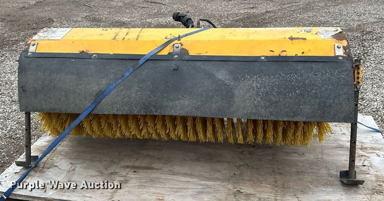 image for item DV0690 Toro Groundsmaster 360 lawn mower