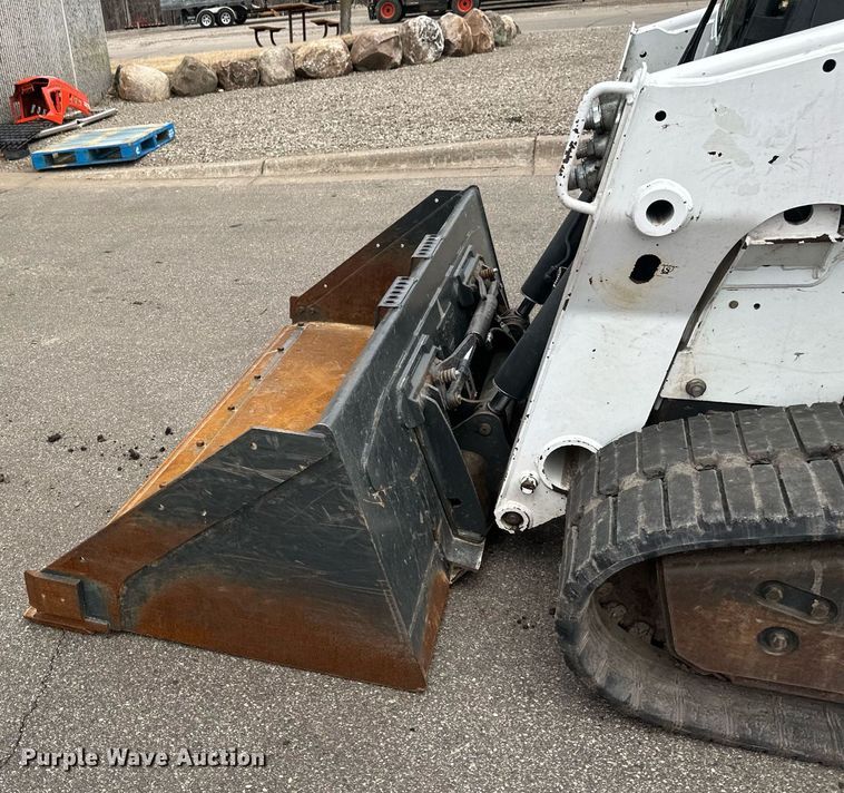 image for item DV0692 2015 Bobcat T630 tracked skid steer loader