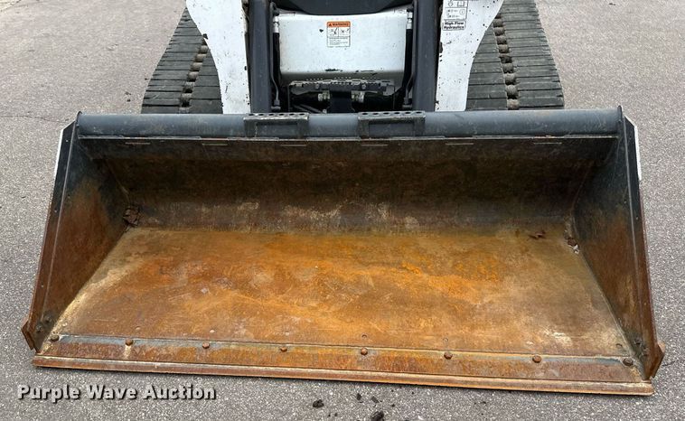 image for item DV0692 2015 Bobcat T630 tracked skid steer loader