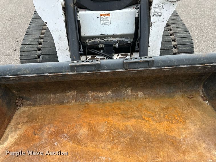 image for item DV0692 2015 Bobcat T630 tracked skid steer loader