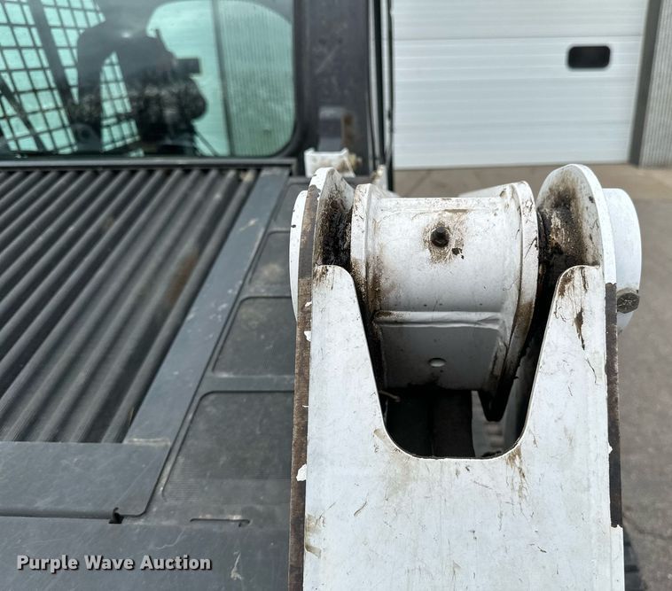 image for item DV0692 2015 Bobcat T630 tracked skid steer loader