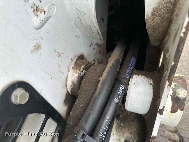 image for item DV0692 2015 Bobcat T630 tracked skid steer loader