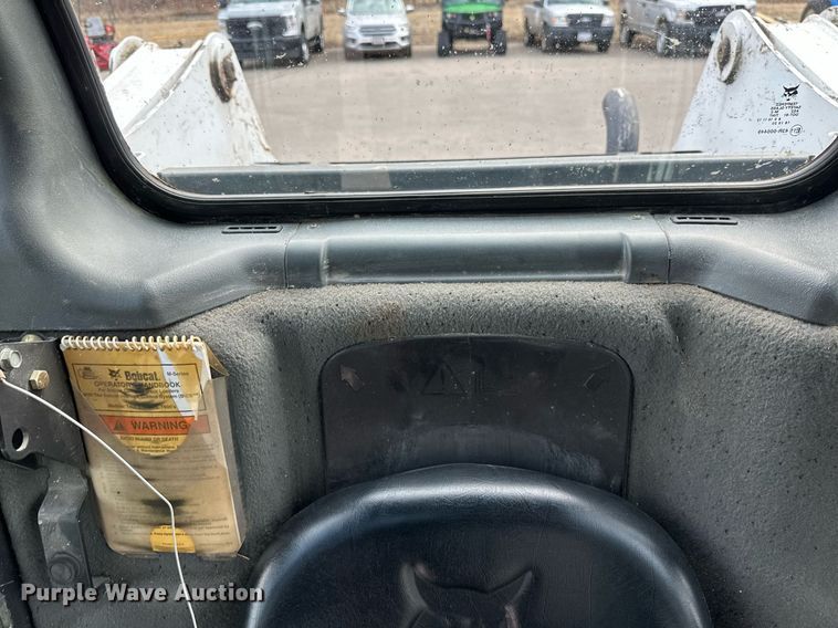 image for item DV0692 2015 Bobcat T630 tracked skid steer loader