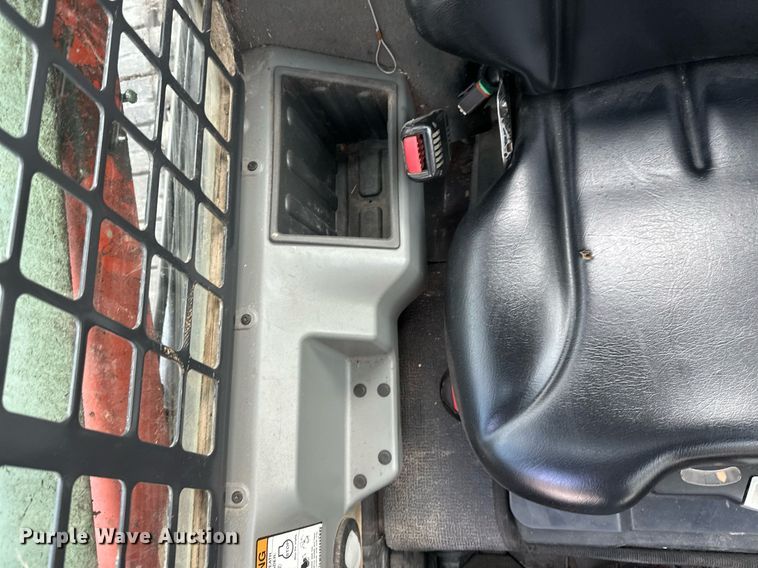 image for item DV0692 2015 Bobcat T630 tracked skid steer loader