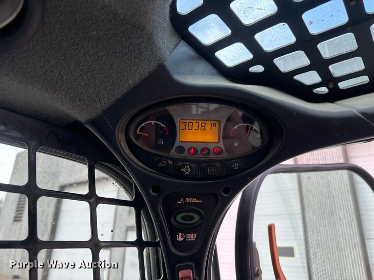 image for item DV0692 2015 Bobcat T630 tracked skid steer loader