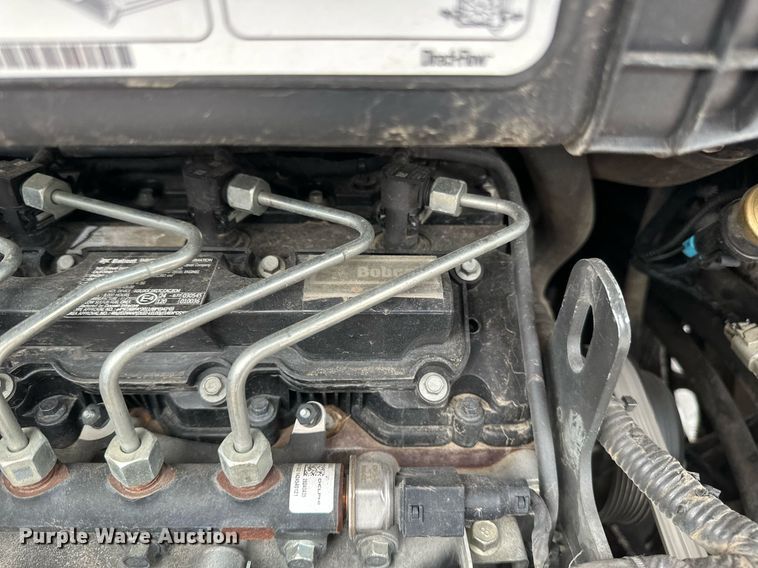 image for item DV0692 2015 Bobcat T630 tracked skid steer loader