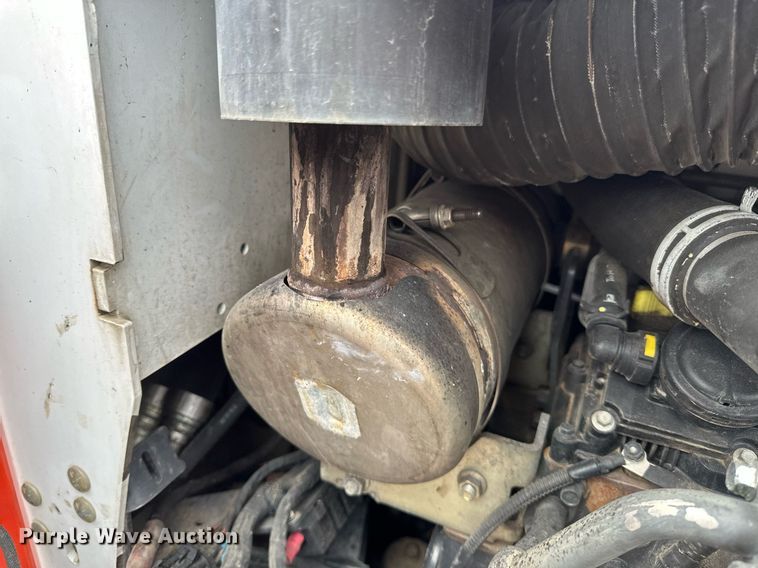 image for item DV0692 2015 Bobcat T630 tracked skid steer loader