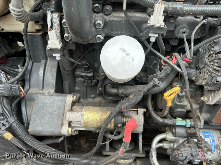 image for item DV0692 2015 Bobcat T630 tracked skid steer loader