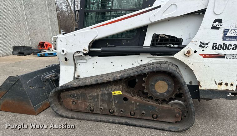 image for item DV0692 2015 Bobcat T630 tracked skid steer loader