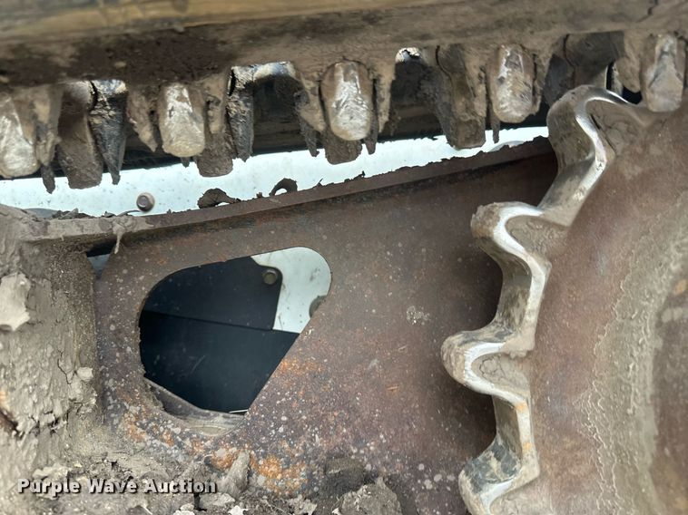 image for item DV0692 2015 Bobcat T630 tracked skid steer loader