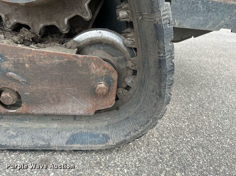 image for item DV0692 2015 Bobcat T630 tracked skid steer loader