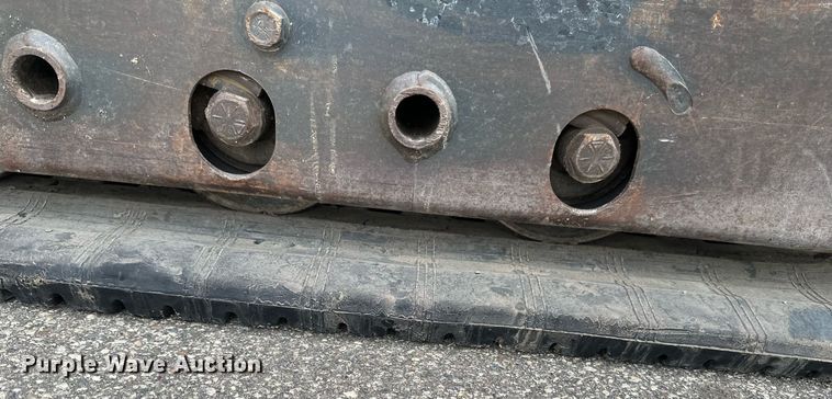 image for item DV0692 2015 Bobcat T630 tracked skid steer loader