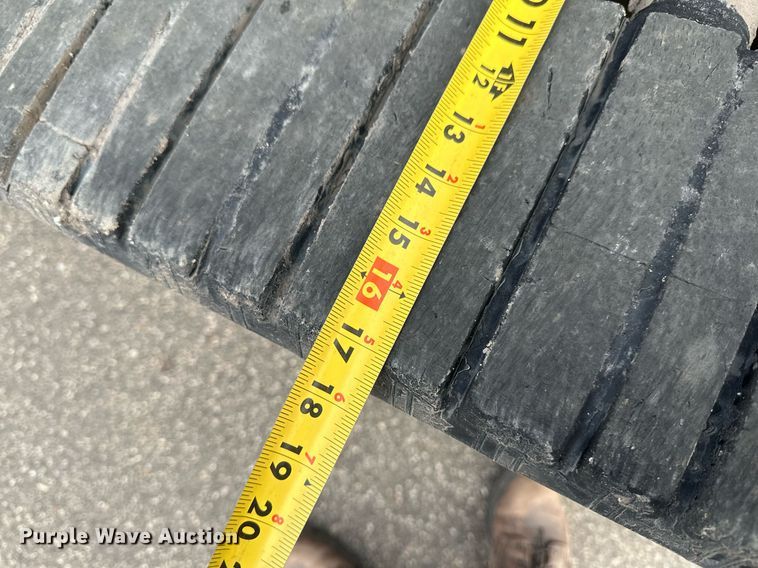 image for item DV0692 2015 Bobcat T630 tracked skid steer loader