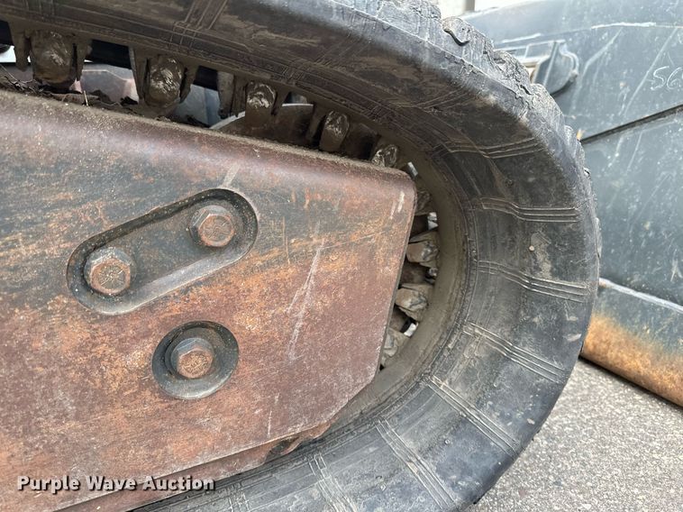 image for item DV0692 2015 Bobcat T630 tracked skid steer loader