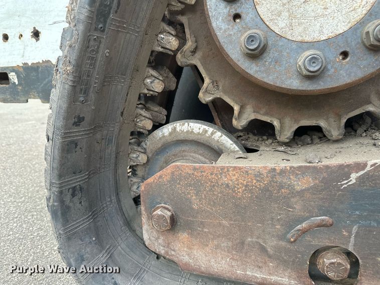 image for item DV0692 2015 Bobcat T630 tracked skid steer loader