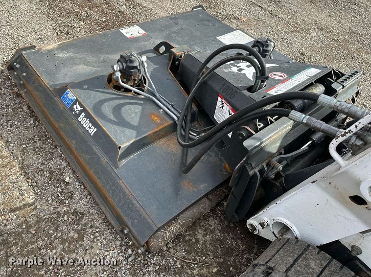 image for item DV0694 2018 Bobcat Rotary Cutter 80 skid steer rotary mower