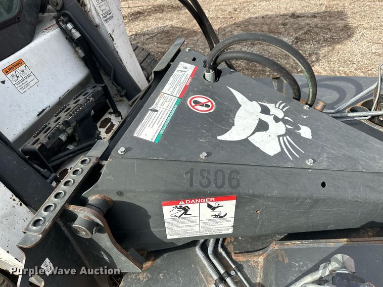 image for item DV0694 2018 Bobcat Rotary Cutter 80 skid steer rotary mower